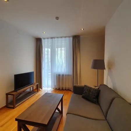 Planinsko Jutro - Centar Apartments, Kopaonik Διαμέρισμα Brzeće