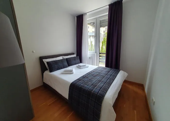 Planinsko Jutro - Centar Apartments, Kopaonik Lägenhet *