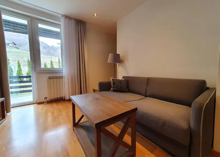 Planinsko Jutro - Centar Apartments, Kopaonik Lägenhet